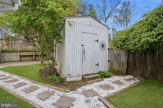 228 COVILLE DR, Browns Mills, NJ 08015