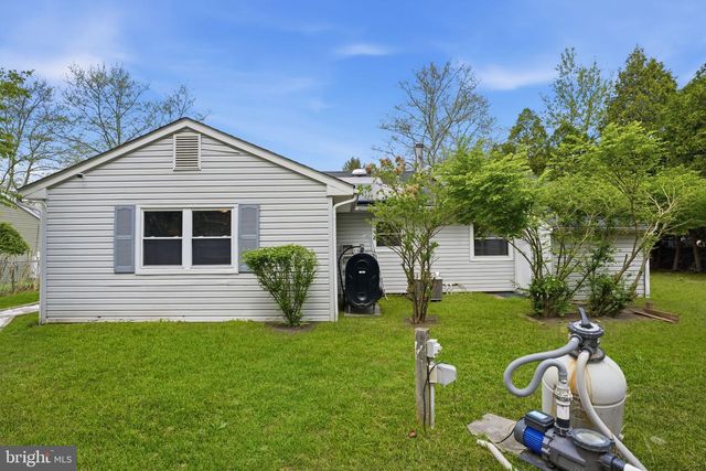 228 COVILLE DR, Browns Mills, NJ 08015