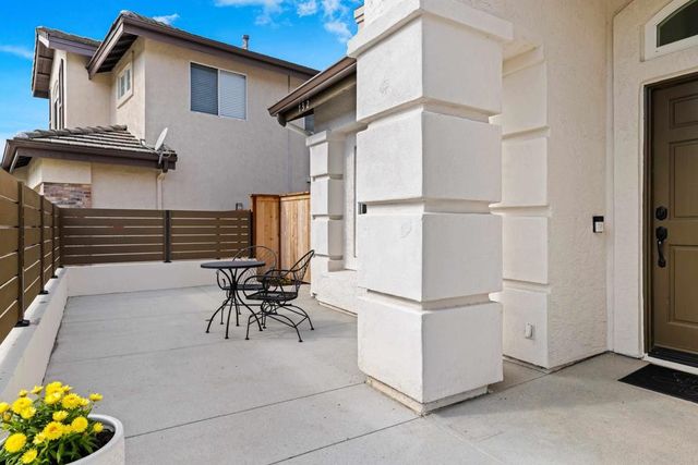 732 Poppy Road, San Marcos, CA 92078