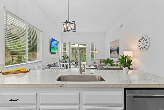 732 Poppy Road, San Marcos, CA 92078