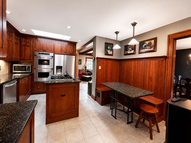 1016 Belleforte Avenue, Oak Park, IL 60302
