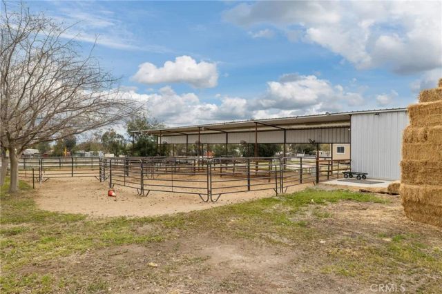 28106 Highway 119, Taft, CA 93268