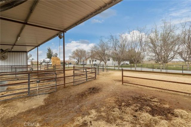 28106 Highway 119, Taft, CA 93268