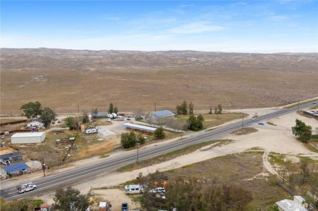28106 Highway 119, Taft, CA 93268