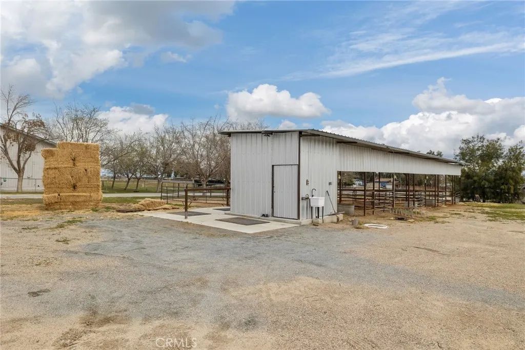 28106 Highway 119, Taft, CA 93268