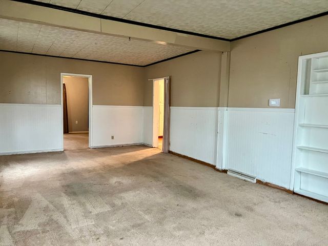 375 W Franklin Street, Paxton, IL 60957