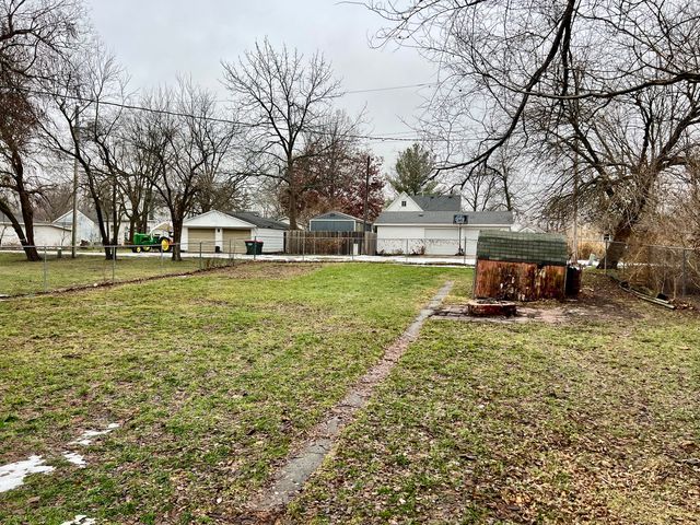 375 W Franklin Street, Paxton, IL 60957