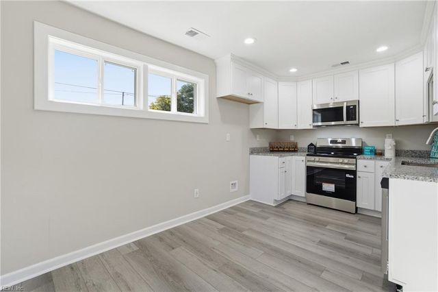 2700 Ash ST, Portsmouth, VA 23707