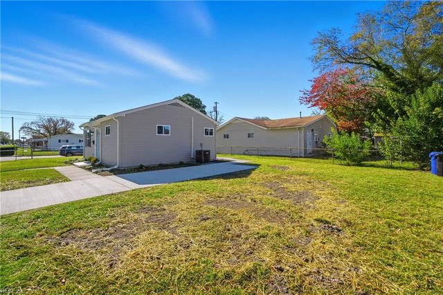 2700 Ash ST, Portsmouth, VA 23707