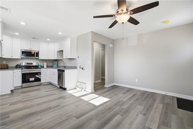 2700 Ash ST, Portsmouth, VA 23707