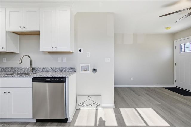 2700 Ash ST, Portsmouth, VA 23707