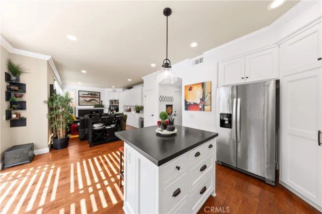 66 Montrose, Irvine, CA 92620