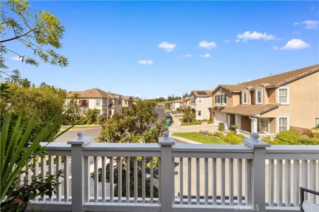 66 Montrose, Irvine, CA 92620