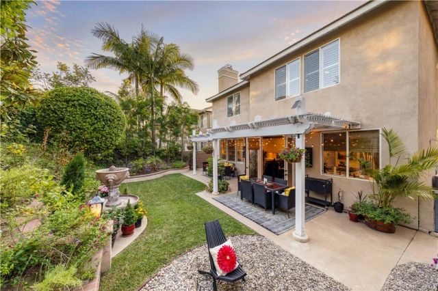 66 Montrose, Irvine, CA 92620