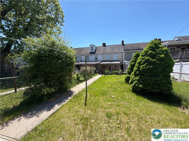 213 2nd Street, Catasauqua Boro, PA 18032
