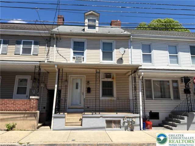 213 2nd Street, Catasauqua Boro, PA 18032