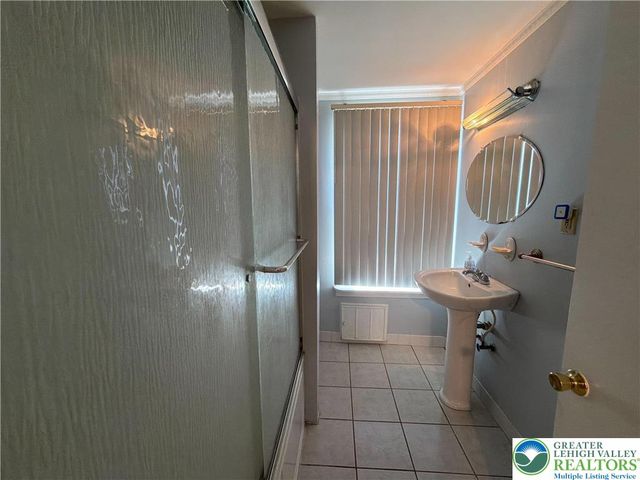 213 2nd Street, Catasauqua Boro, PA 18032