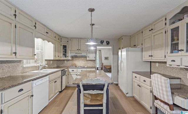 5700 OLD LEEDS ROAD, Irondale, AL 35210