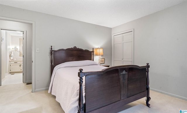 5700 OLD LEEDS ROAD, Irondale, AL 35210
