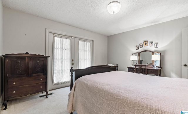 5700 OLD LEEDS ROAD, Irondale, AL 35210