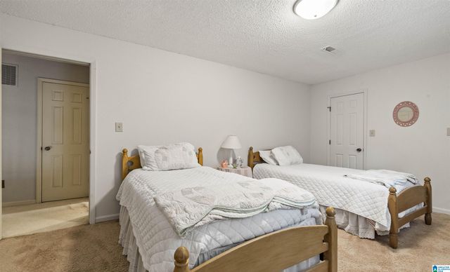 5700 OLD LEEDS ROAD, Irondale, AL 35210
