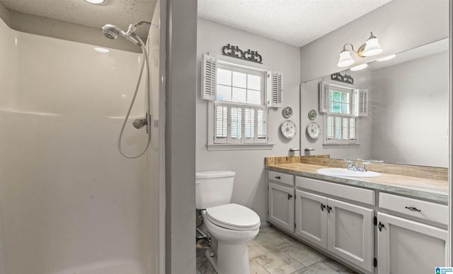 5700 OLD LEEDS ROAD, Irondale, AL 35210