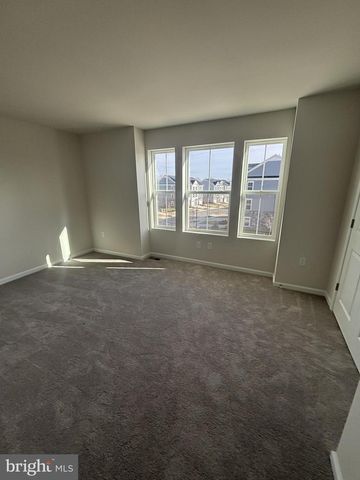 5582 LUDLOW PL, White Plains, MD 20695