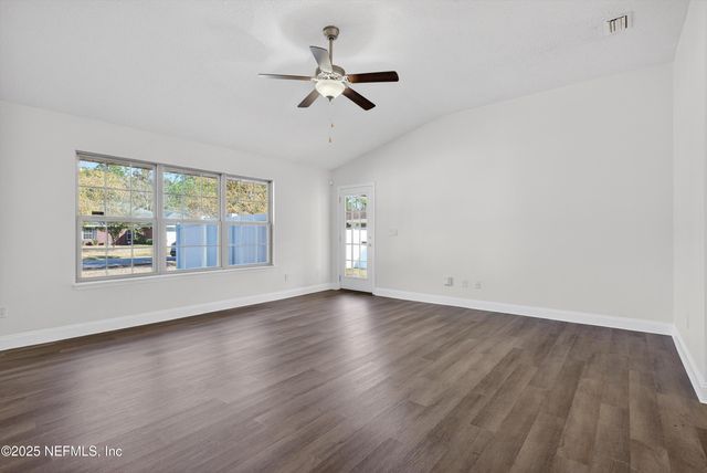 2185 CHEROKEE COVE Trail, Jacksonville, FL 32221