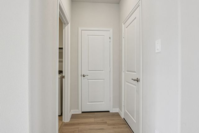 2130 Mustang Way, Seagoville, TX 75159