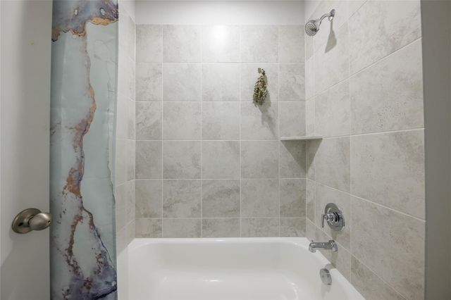 821 Lone Peak WAY, Dripping Springs, TX 78620