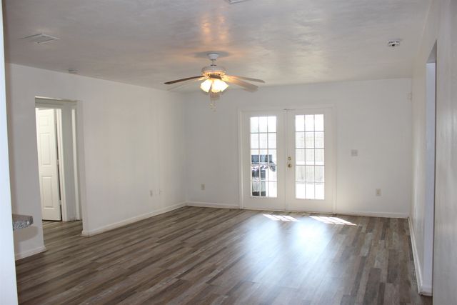 2635 Mission Road, Tallahassee, FL 32304