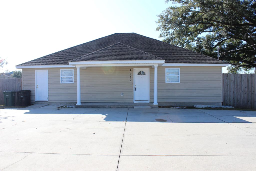 2635 Mission Road, Tallahassee, FL 32304