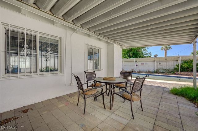 1828 Hassett Avenue, Las Vegas, NV 89104