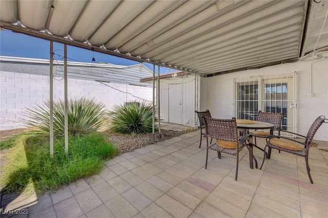 1828 Hassett Avenue, Las Vegas, NV 89104