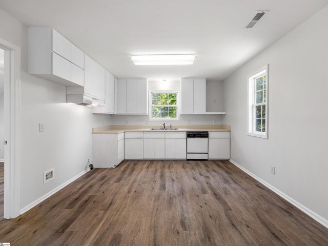 1300 Bailey Mill Road, Travelers Rest, SC 29690