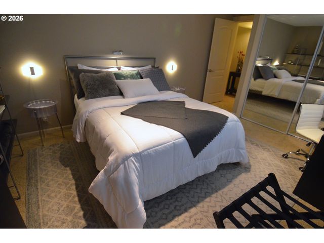 1425 Ne HILLVIEW Ct, Roseburg, OR 97470