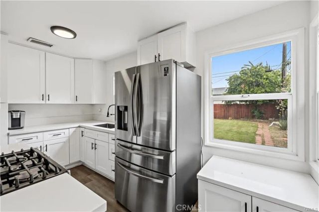 555 E G, Ontario, CA 91764