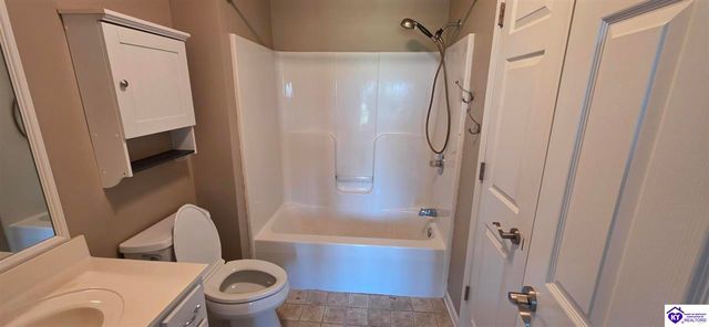 110 Walter Reed Road, Hodgenville, KY 42748
