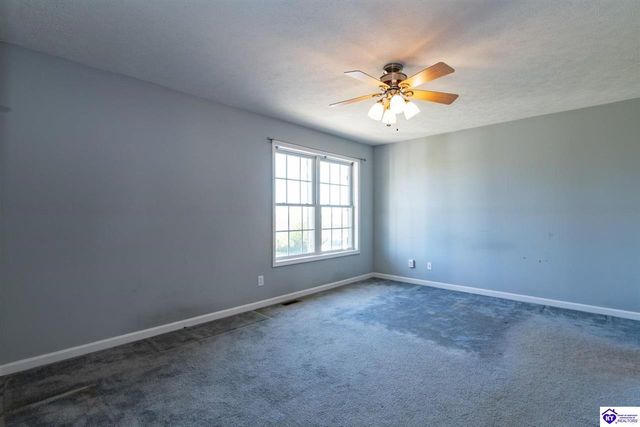 110 Walter Reed Road, Hodgenville, KY 42748