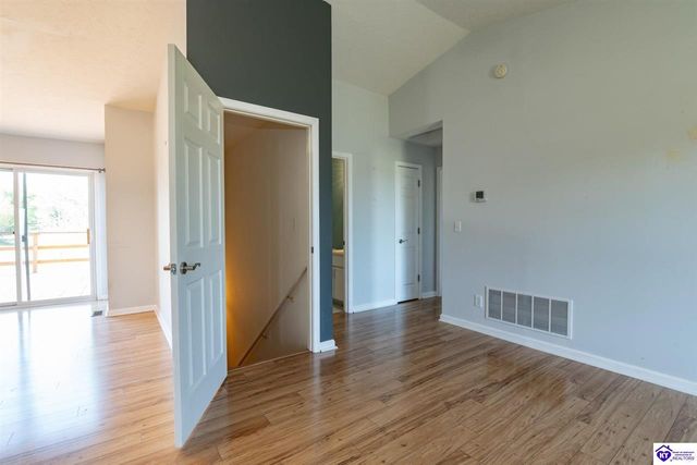 110 Walter Reed Road, Hodgenville, KY 42748