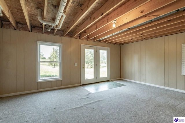 110 Walter Reed Road, Hodgenville, KY 42748