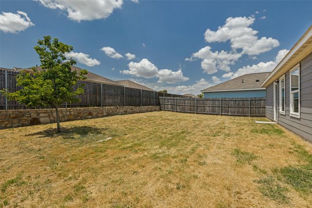11855 Gabbro Drive, Justin, TX 76247