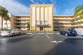 3990 NW 42nd Avenue 106, Lauderdale Lakes, FL 33319