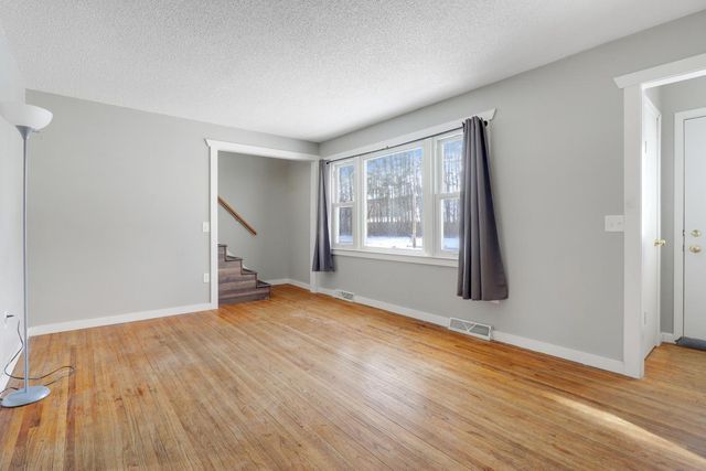 10531 Jay Street NW, Coon Rapids, MN 55433