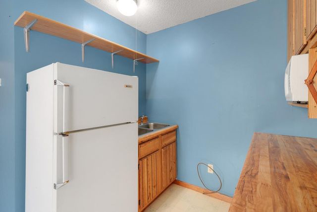 10531 Jay Street NW, Coon Rapids, MN 55433