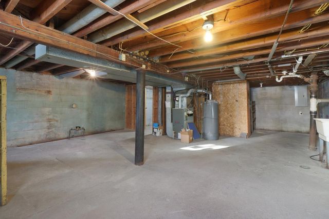 10531 Jay Street NW, Coon Rapids, MN 55433