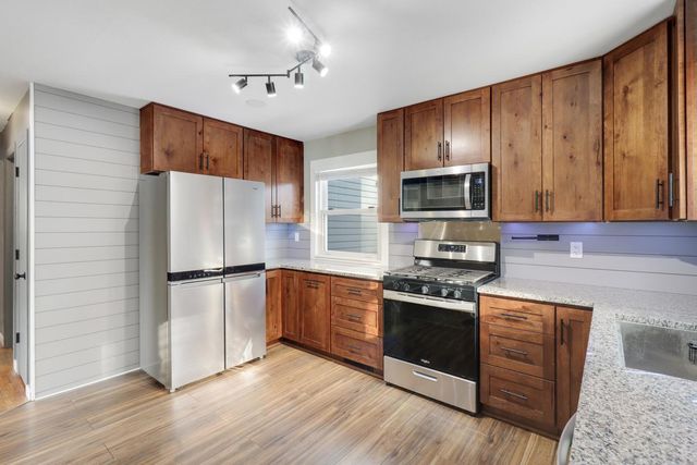 10531 Jay Street NW, Coon Rapids, MN 55433