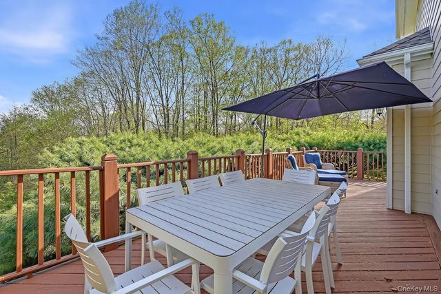 72 Burr Farms Road, Mount Kisco, NY 10549