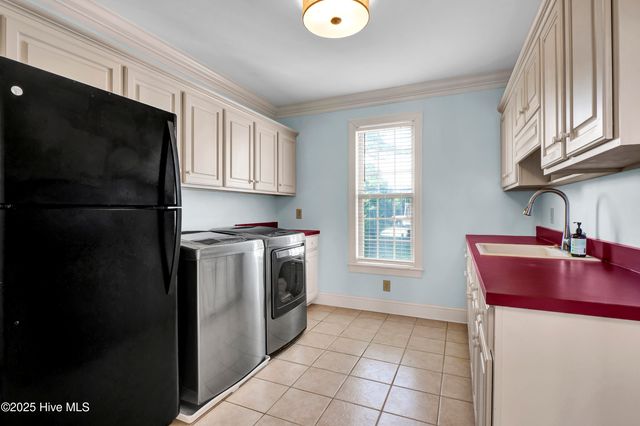 7308 Canal Drive, Emerald Isle, NC 28594