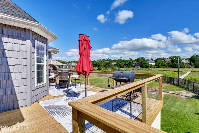 7308 Canal Drive, Emerald Isle, NC 28594